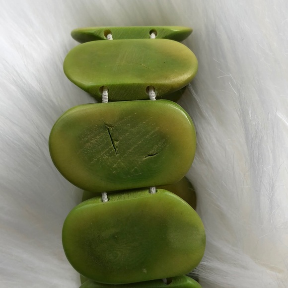 Organic Tagua Nut Stretchy Bracelet - Picture 3 of 4